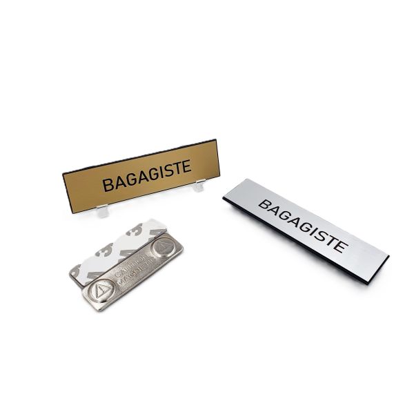 Badge nominatif PVC - personnalisation par gravure laser