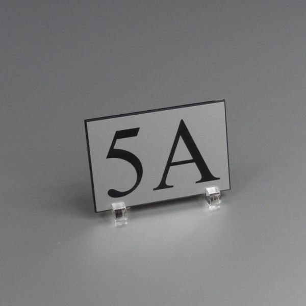 Numéro de boîte aux lettres - moyen format