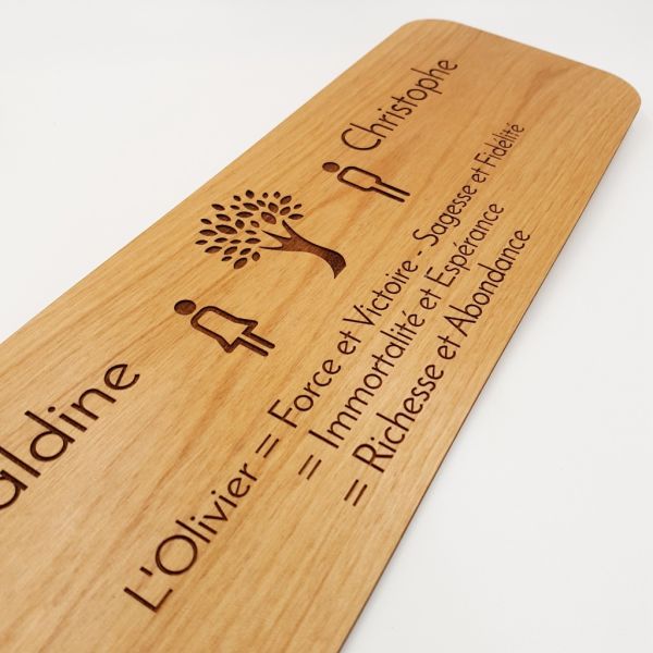 Planchette gravée en bois sur-mesure