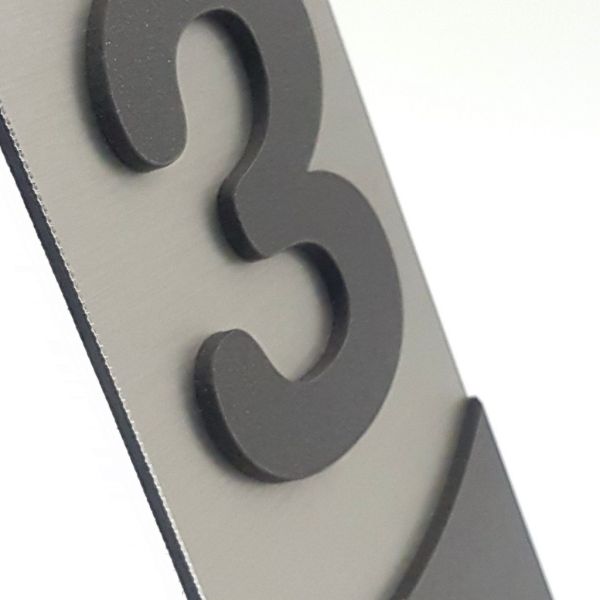Numéro de maison moderne compact