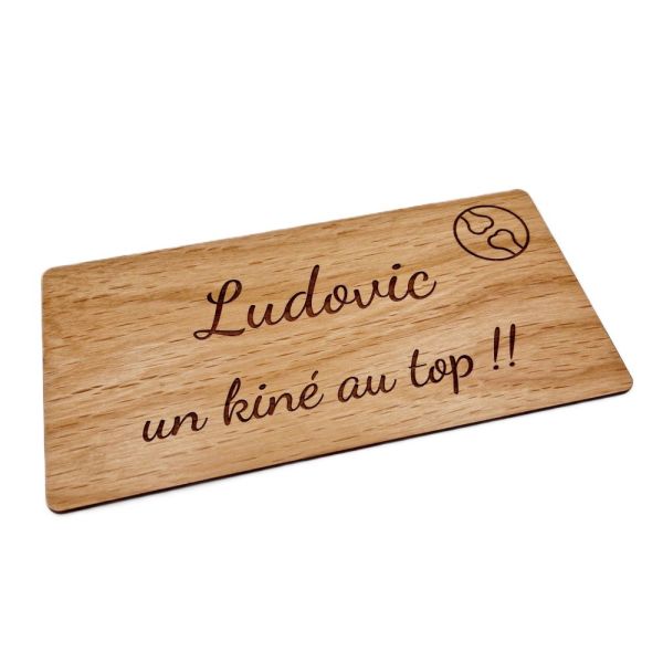 Plaque de porte gravée en bois massif